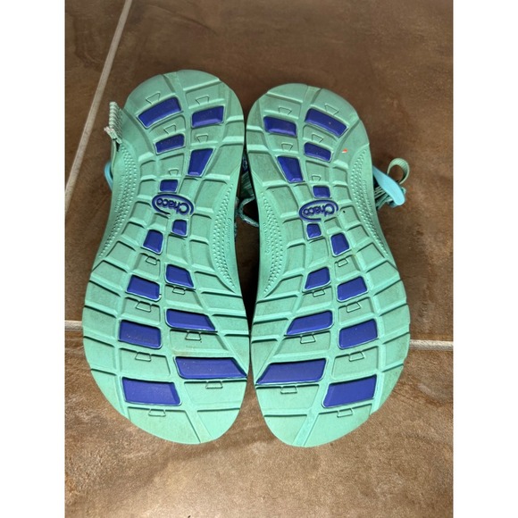 Chaco Sandals Women's Strappy Sport Active Aqua Blue Patterned Footwear - Picture 3 of 3